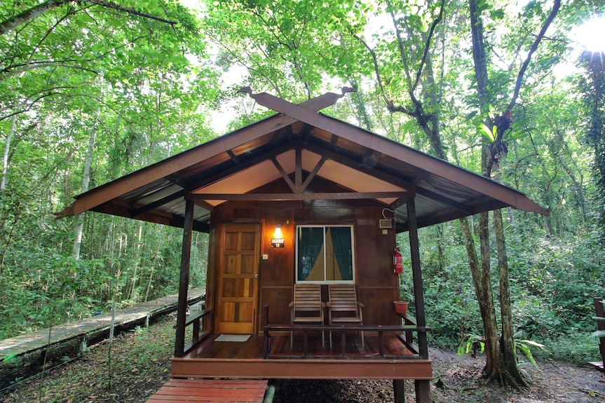2D1N Kinabatangan Safari (Tanini) — Bilit · boat-across lodge